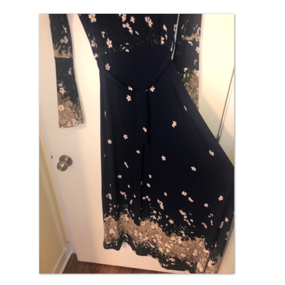 Dresses & Skirts - Dress